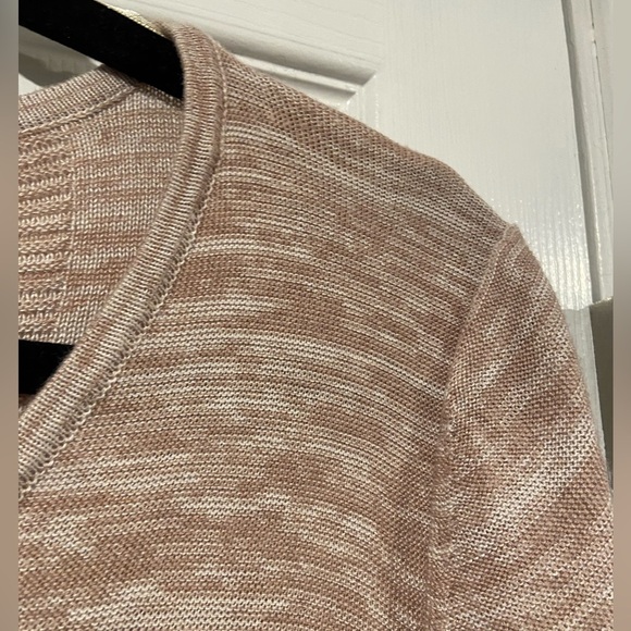 NWT Cupio Size M Draped Pullover Sweater High Low Hem Beige V Neck Flowy Long - Picture 4 of 13